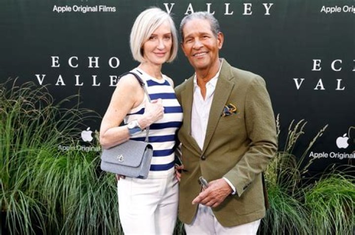 Exploring Photos With Bryant Gumbel