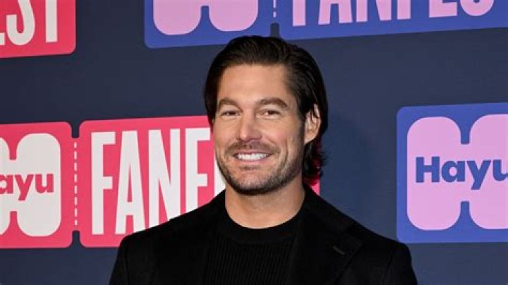 Uncover The Relationship Status Of Michael Ray: Exclusive Insights Revealed