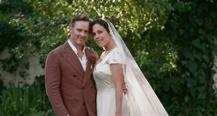 Uncover The Secrets Of Michael Rosenbaum's Enigmatic Wife
