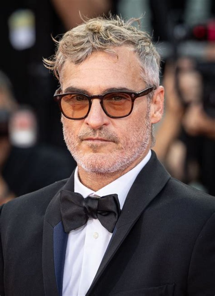 Unraveling The Enigma: Joaquin Phoenix's Scar Unveiled