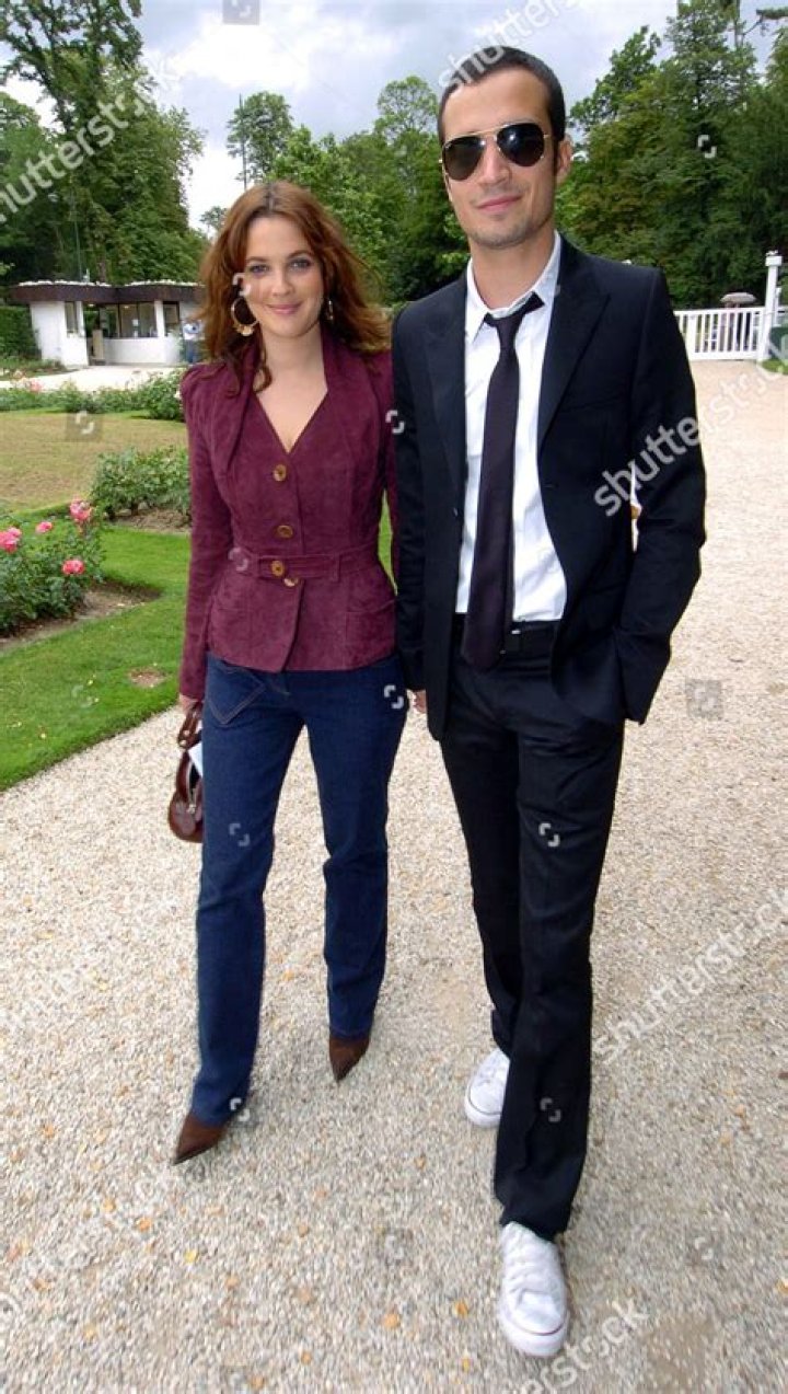 Unveiling The Enigmatic World Of Fabrizio Moretti's Wife
